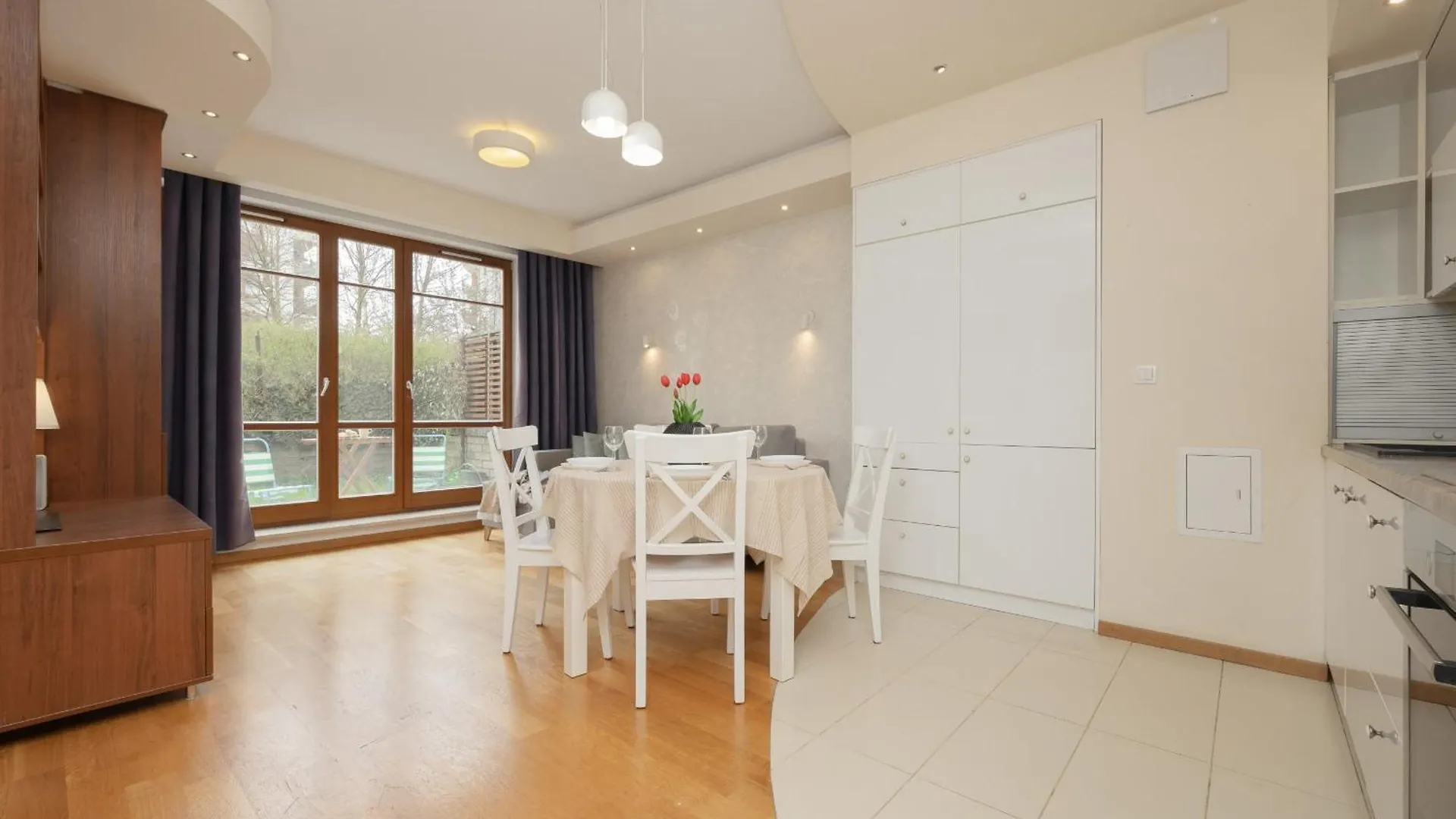 Beautiful Apartment With Spacious Terrace By Noclegi Renters Warsaw 0*,  Poland