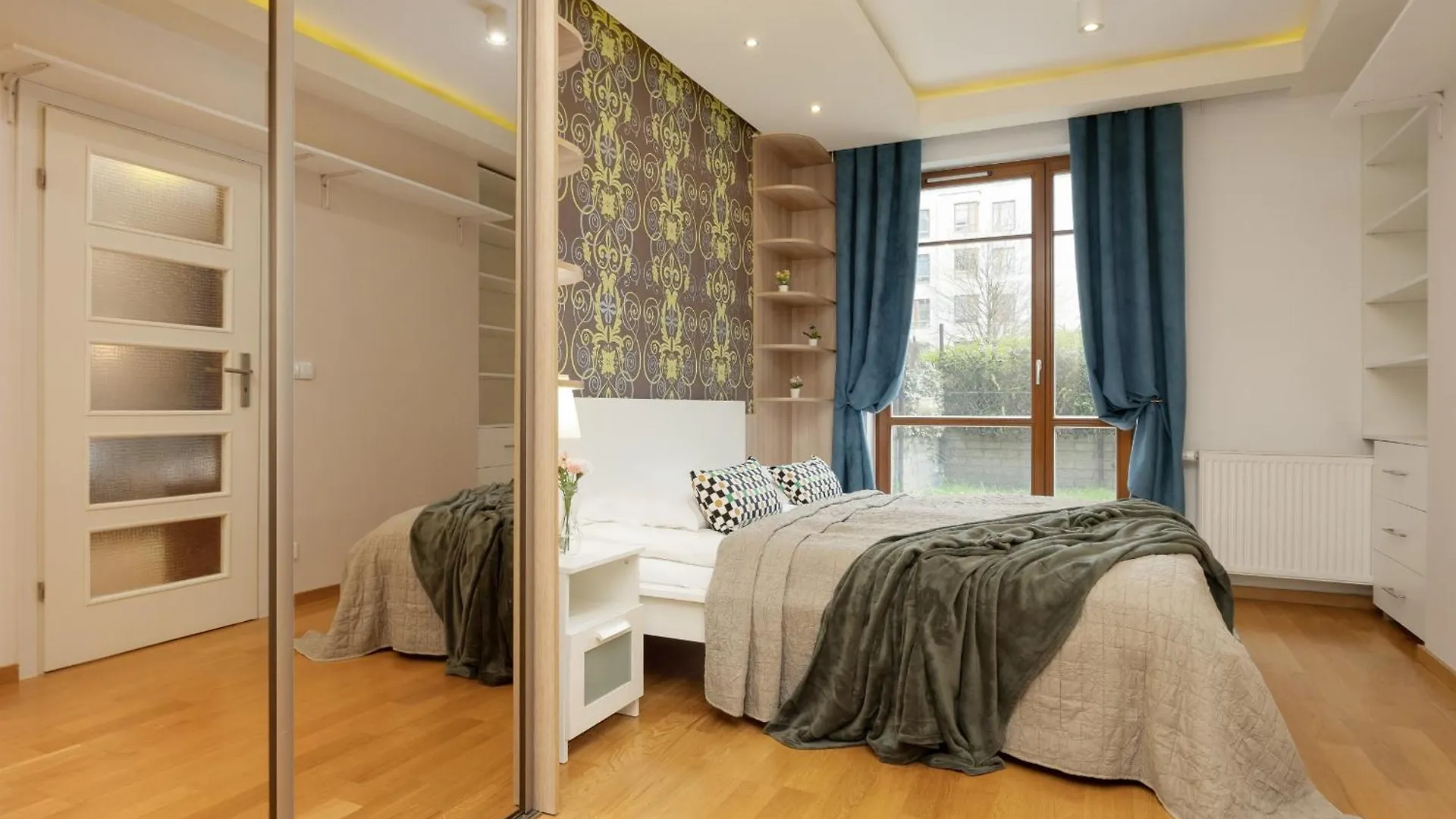 Beautiful Apartment With Spacious Terrace By Noclegi Renters Warsaw Poland