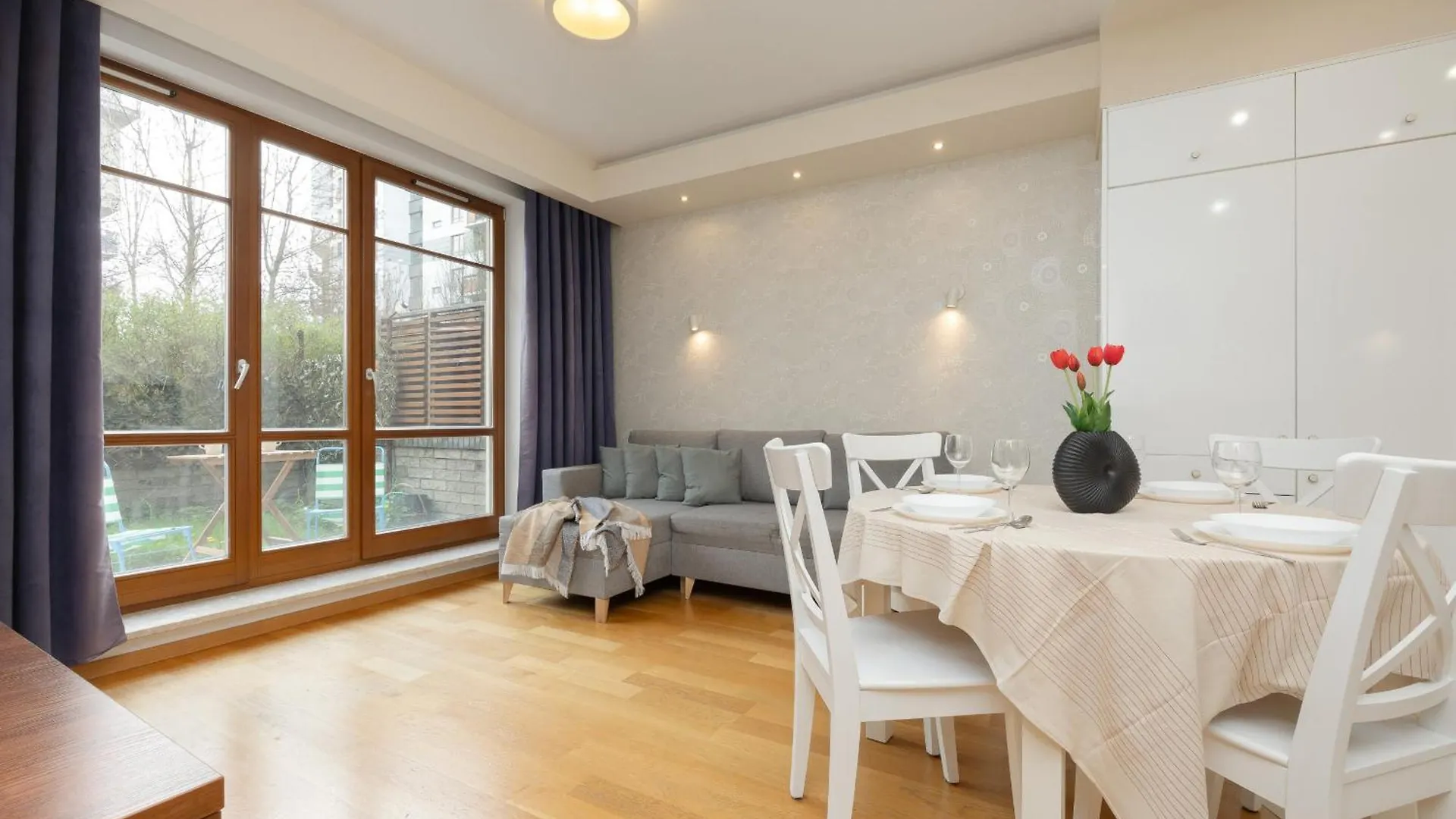 Beautiful Apartment With Spacious Terrace By Noclegi Renters Warsaw 0*,  Poland