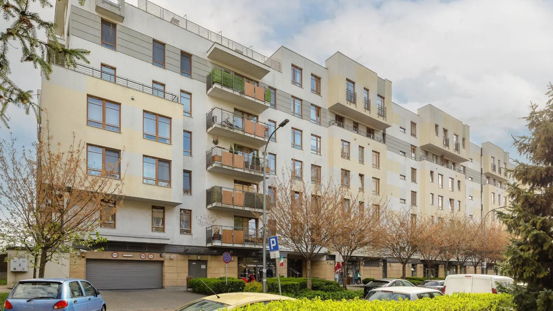 Beautiful Apartment With Spacious Terrace By Noclegi Renters Warsaw