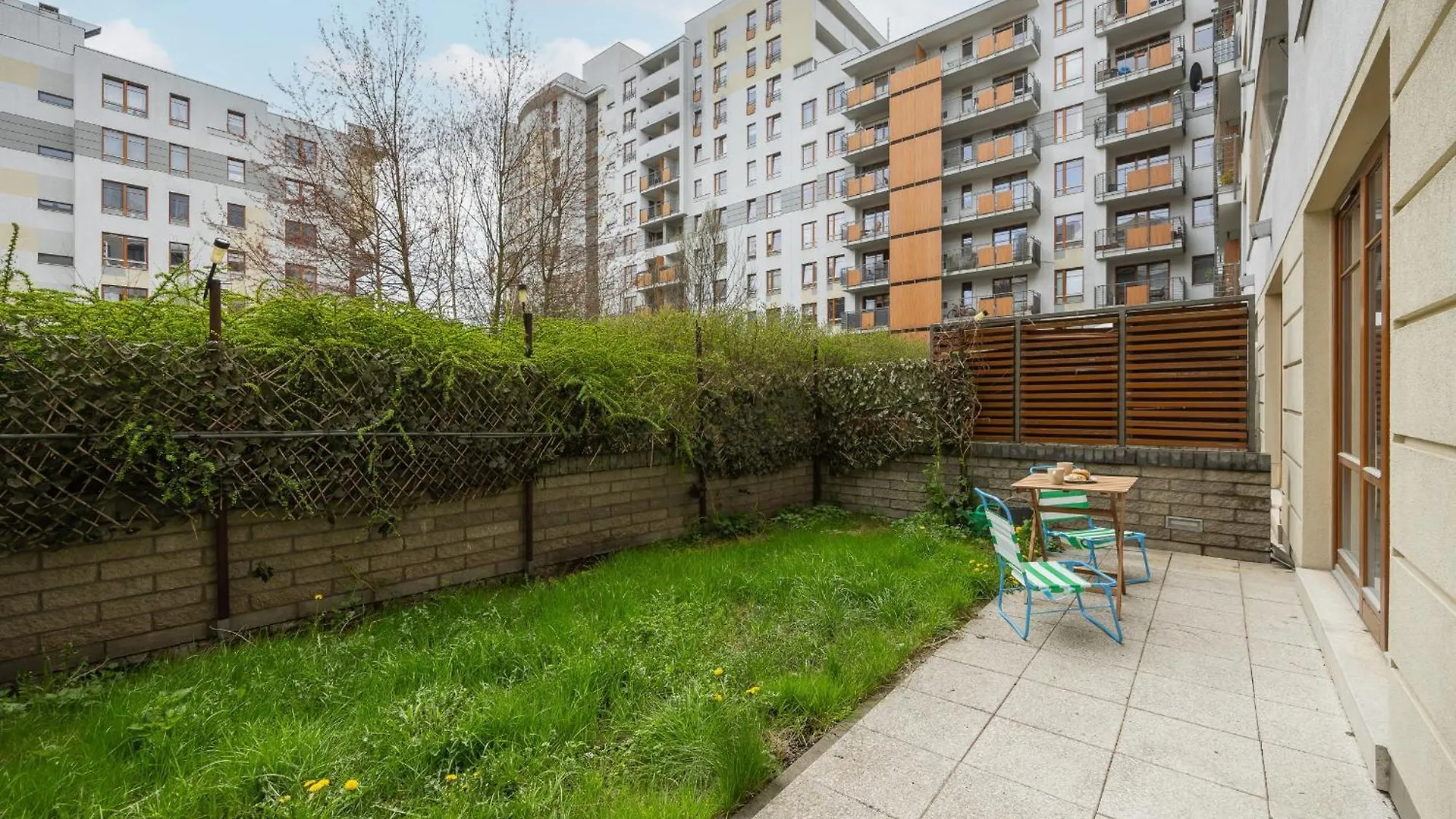 Beautiful Apartment With Spacious Terrace By Noclegi Renters Warsaw